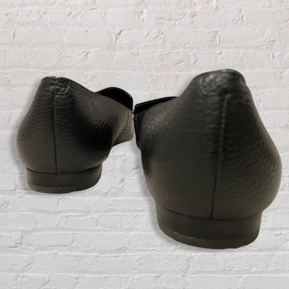 {Marc Fisher} Pointy toe flats - Picture 2 of 3